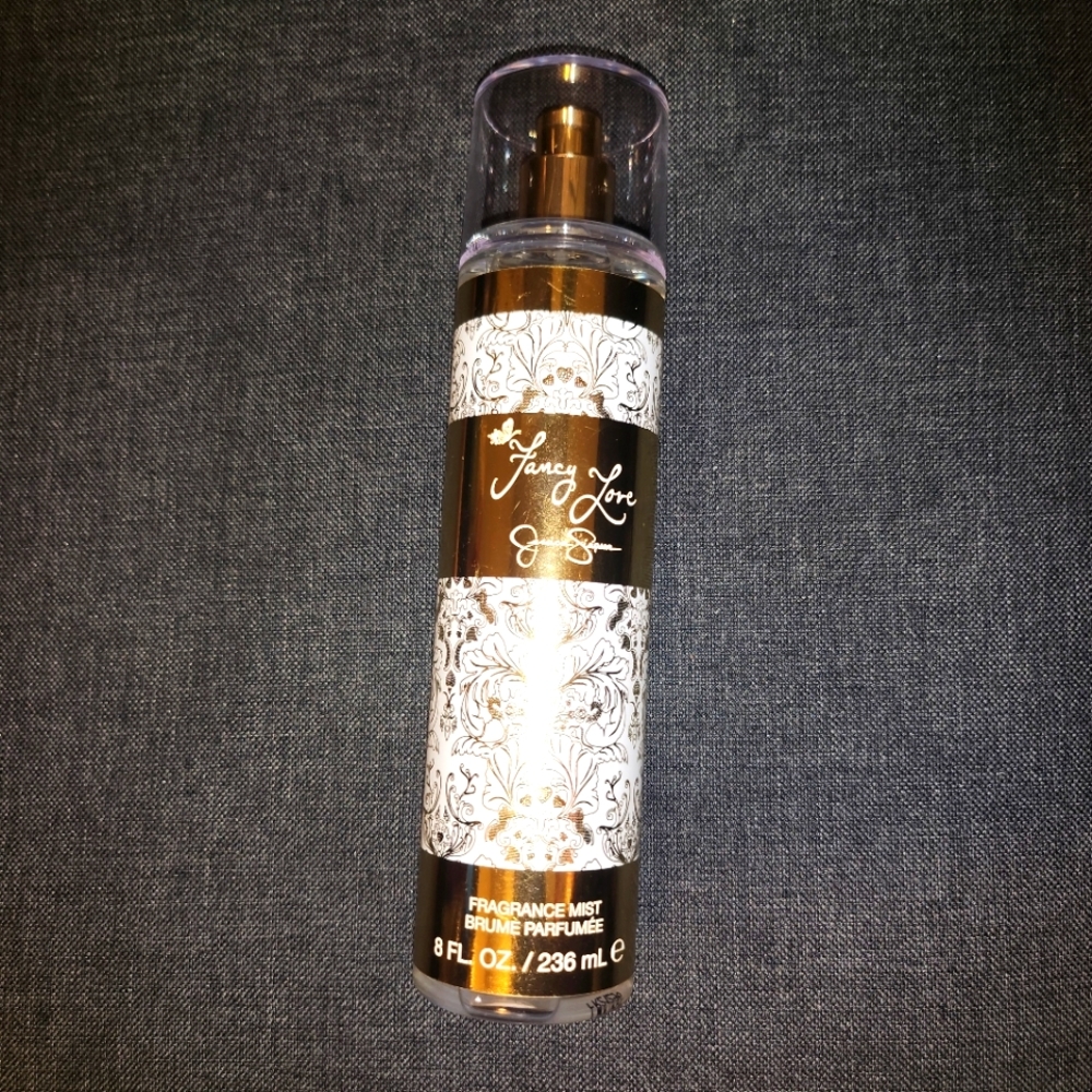 Fancy Love 8 oz body spray by Jessica Simpson